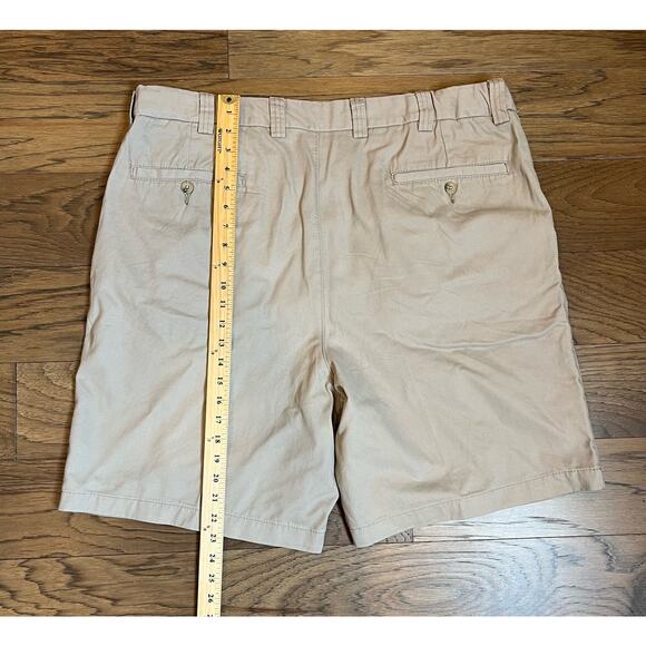 Mens Pleated Golf Shorts Khaki Casual Everyday Walking 42 W - Picture 3 of 6